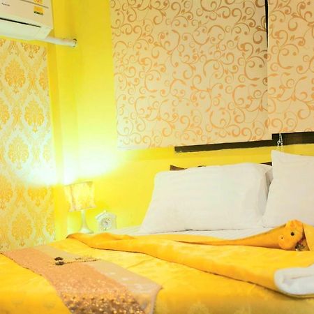 Bed and Breakfast Menulis Coolly House Patong Екстер'єр фото