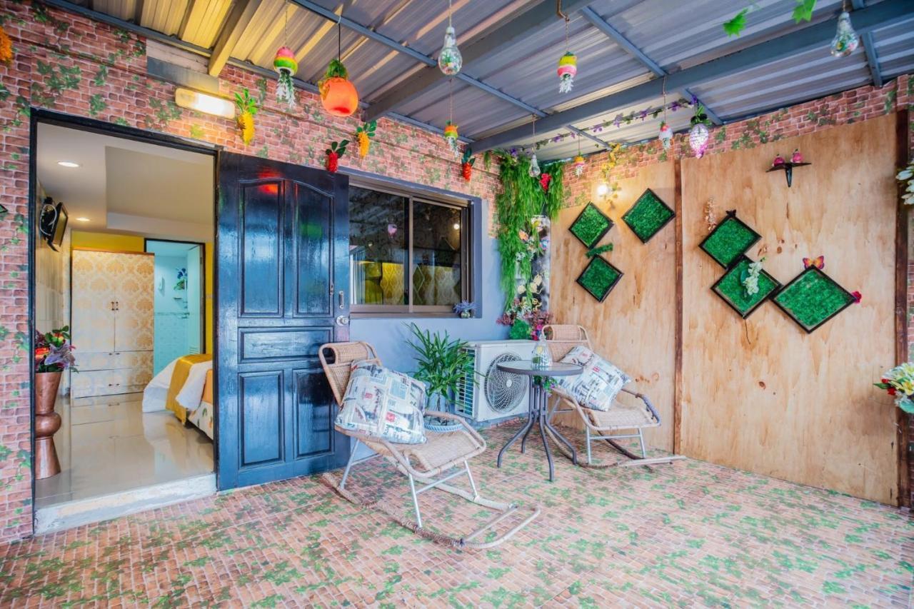 Bed and Breakfast Menulis Coolly House Patong Екстер'єр фото