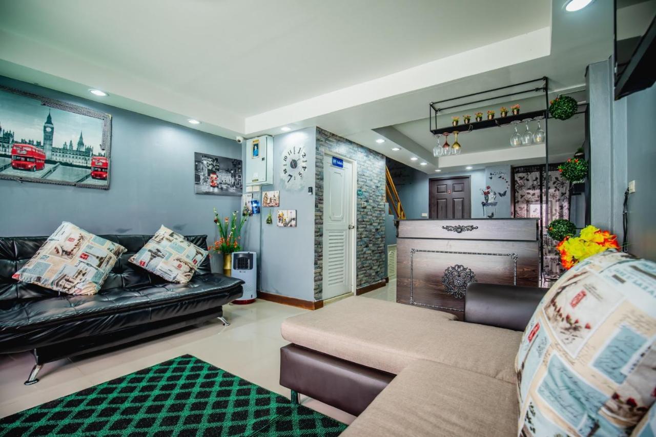 Bed and Breakfast Menulis Coolly House Patong Екстер'єр фото