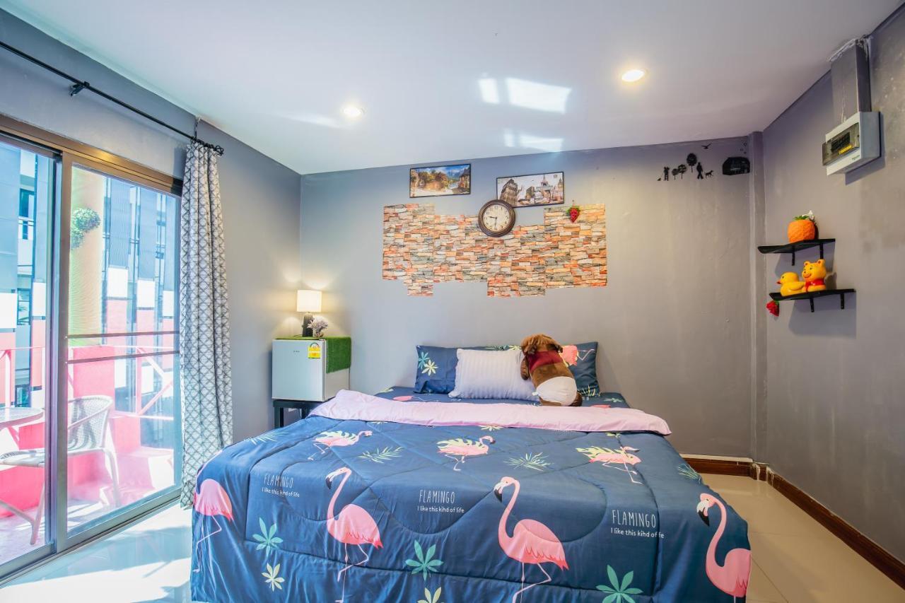 Bed and Breakfast Menulis Coolly House Patong Екстер'єр фото