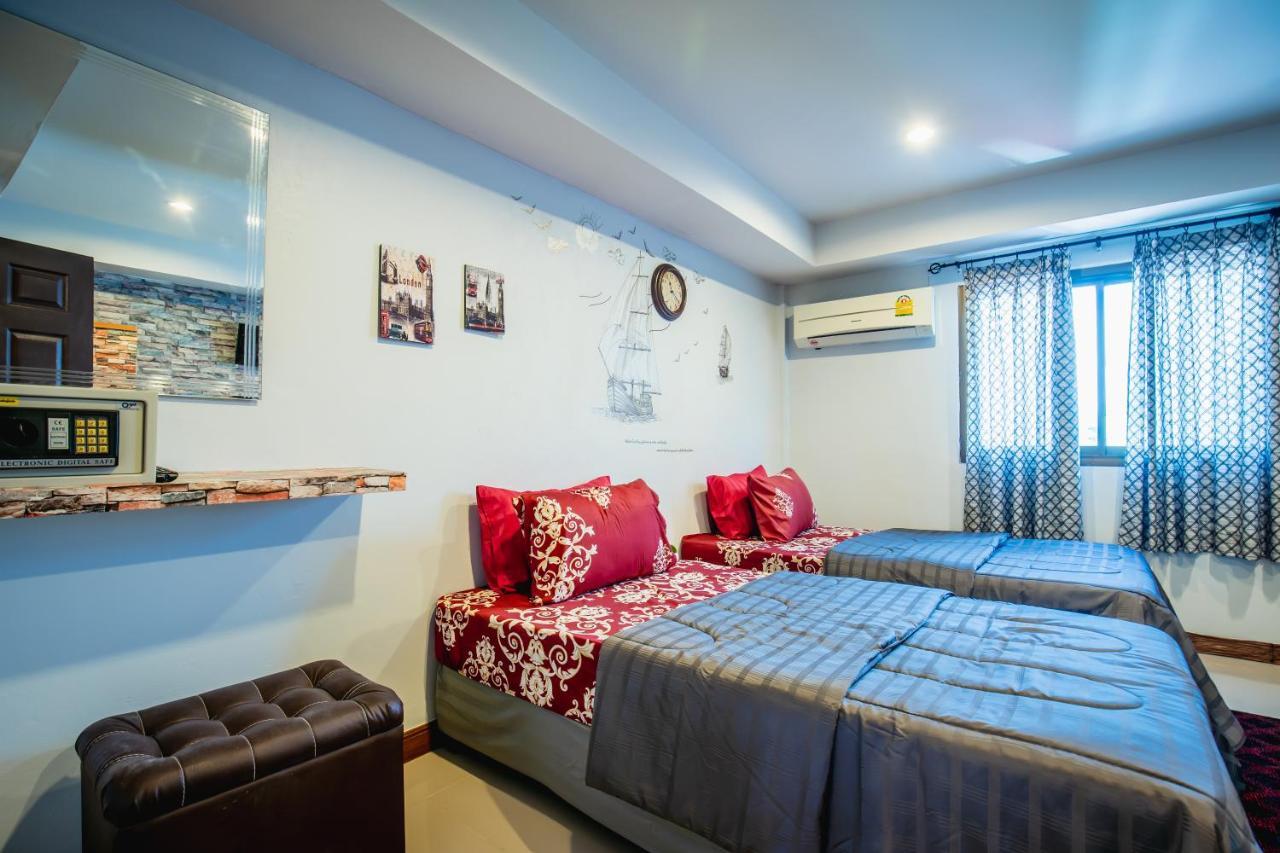 Bed and Breakfast Menulis Coolly House Patong Екстер'єр фото