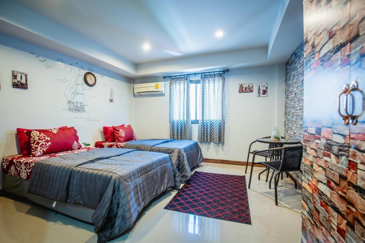 Bed and Breakfast Menulis Coolly House Patong Екстер'єр фото
